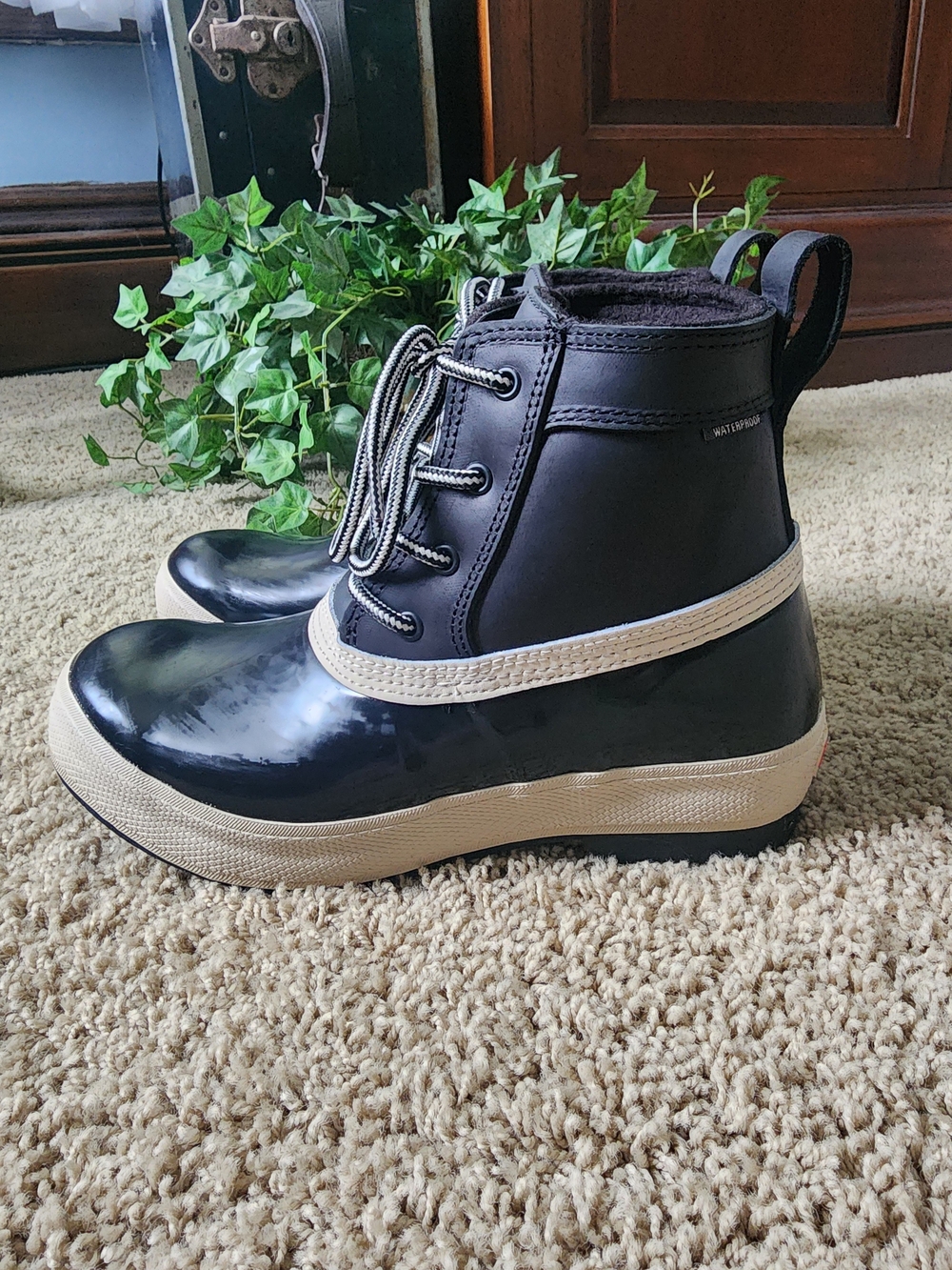 Waterproof Black & Cream Lace-Up Winter Rain Boots - Picture 2 of 13